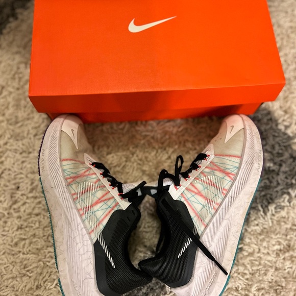 💫 LIKE NEW Nike Winflo 8 running sneakers/tennis shoes - Picture 3 of 14